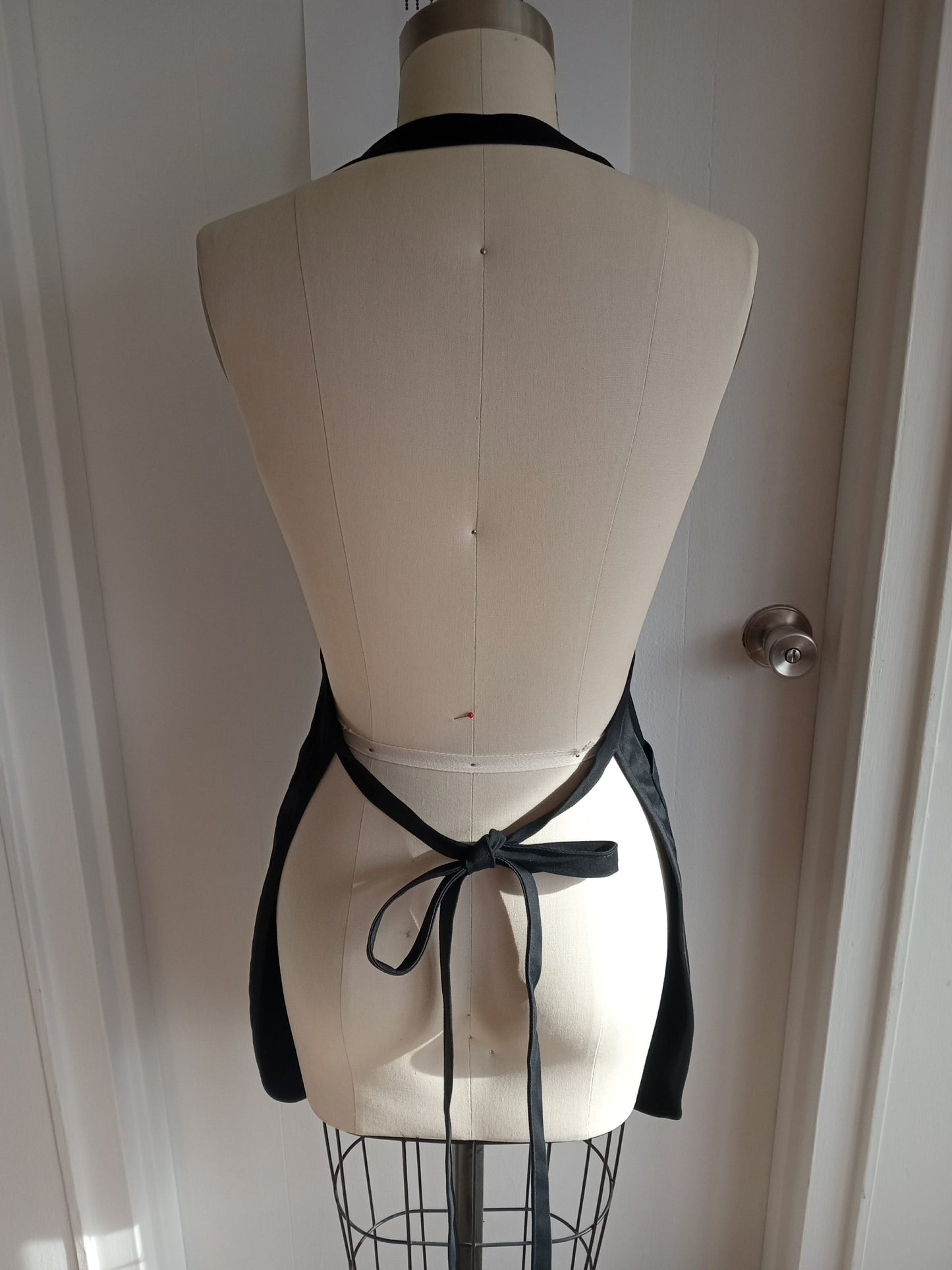 Fakanal Survivor Apron