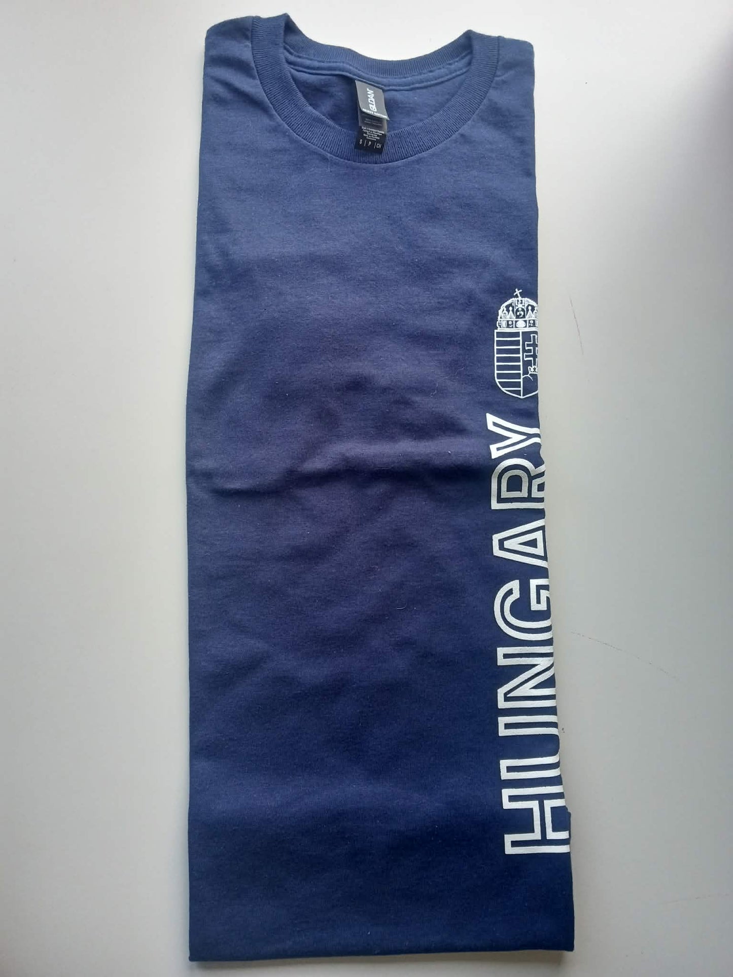 HUNGARY Vertical Crest Basic Tee 🇭🇺